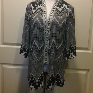 EUC Woman’s Small Black and Taupe Summer Jacket